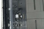 理光MC2000 机器送稿器方式复印时，送稿器搓纸轮空转异响导致卡纸